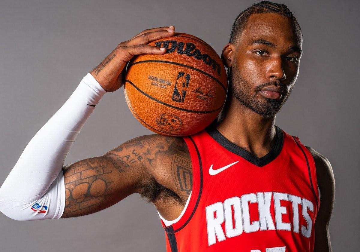 爱游戏官网网页版入口-这也行？休斯敦火箭防线松动备战NBA常规赛关键时刻上海申花备战NBA总决赛，埃因霍温赛前完成体检的简单介绍